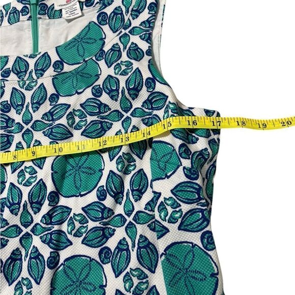 Vineyard Vines Shell Tile Dress •Size 10• - Picture 5 of 6
